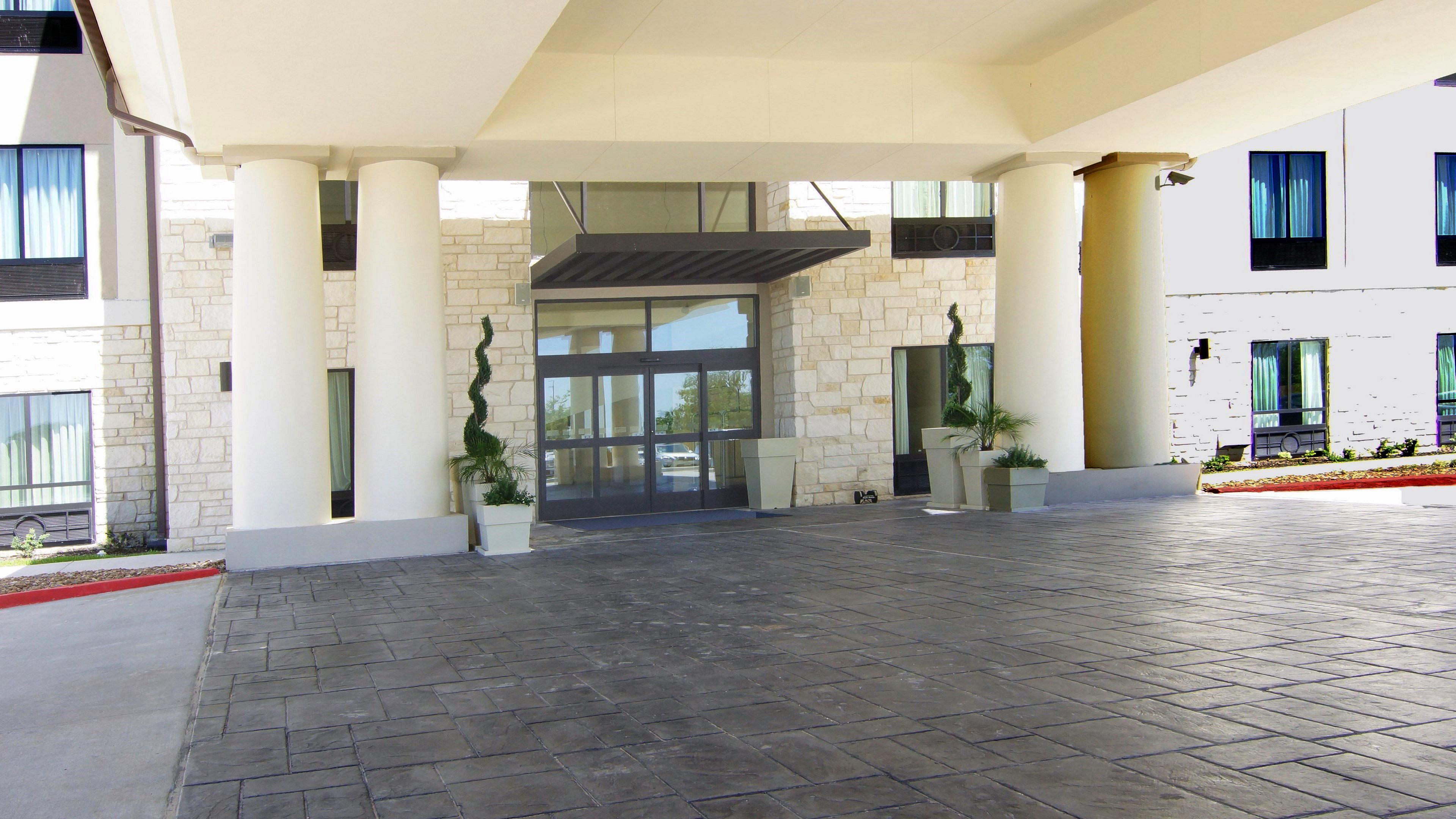 Holiday Inn Express Hotels & Suites Cuero By Ihg Exterior photo